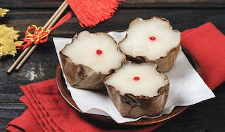 Chinese New Year nian gao dessert
